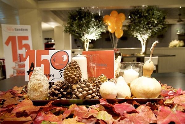 15aniversario-cumpleaños-aniversario-15-newtandem-empresa-grupo-naranja-regalo-fiesta-consultoria-ett-rrhh